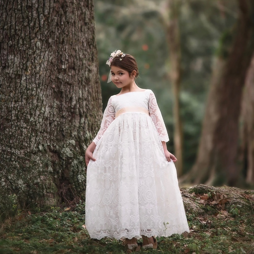 Trish Scully Agnes Gown size 10 NWT lace white/cream dress